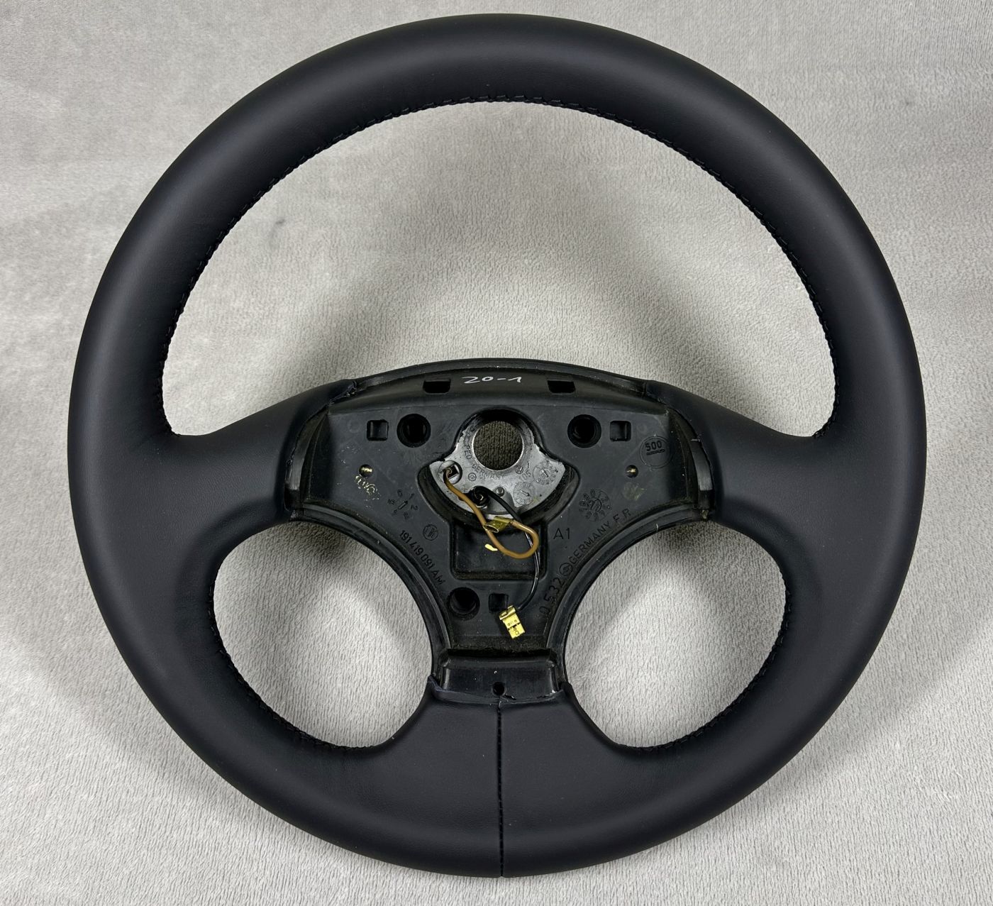 Lenkrad Neu Beziehen für Golf 1 Golf 2 Polo Corrado mit Leder Farben wählbar