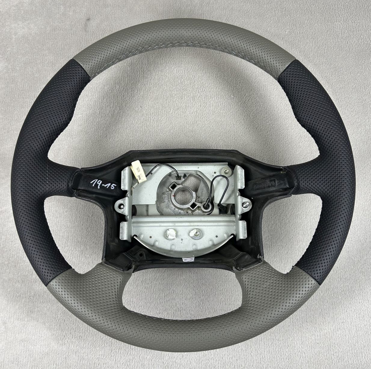 Lenkrad Lederlenkrad für Volvo 850 S60 S40 u.a. Volvo mit Leder neu beziehen