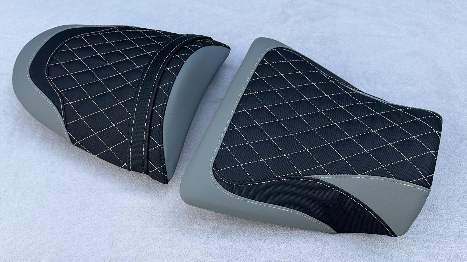 Sitzbank neu beziehen für Kawasaki Z1000 Z750 2003-06 Farbe wählbar