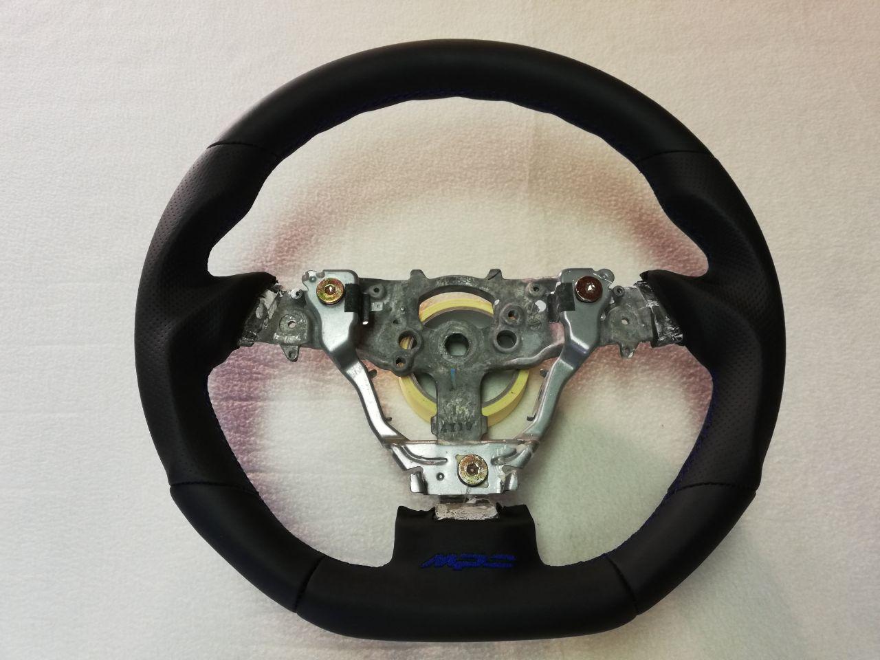 Lederlenkrad für Mazda 6 2002-07 Neu Beziehen Lenkrad Umformen Abflachen Logo Lederlenkrad für Mazda 6 2002-07 Neu Beziehen Lenkrad Umformen Abflachen Logo